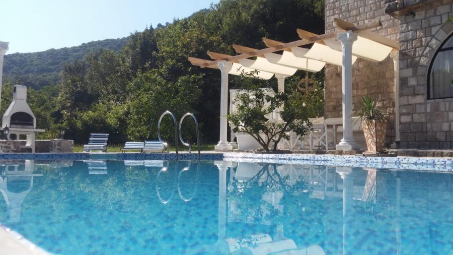 Villa D'Amore - Morinj, Montenegro